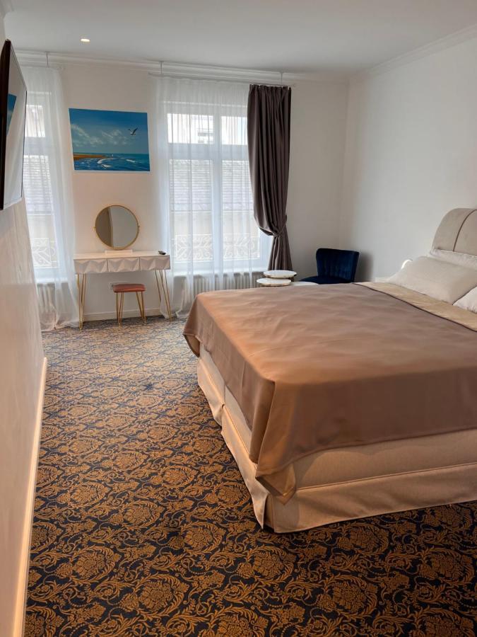 Art Hotel House One Baden-Baden Bagian luar foto