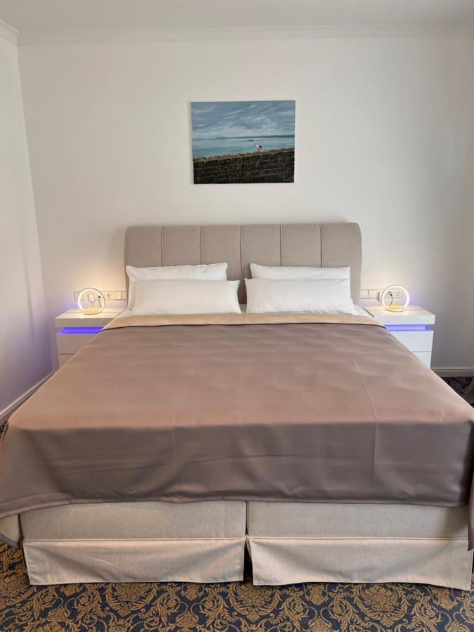 Art Hotel House One Baden-Baden Bagian luar foto