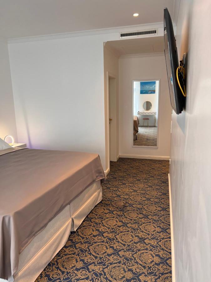 Art Hotel House One Baden-Baden Bagian luar foto