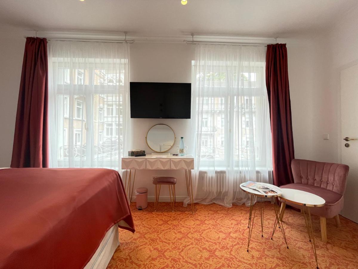 Art Hotel House One Baden-Baden Bagian luar foto