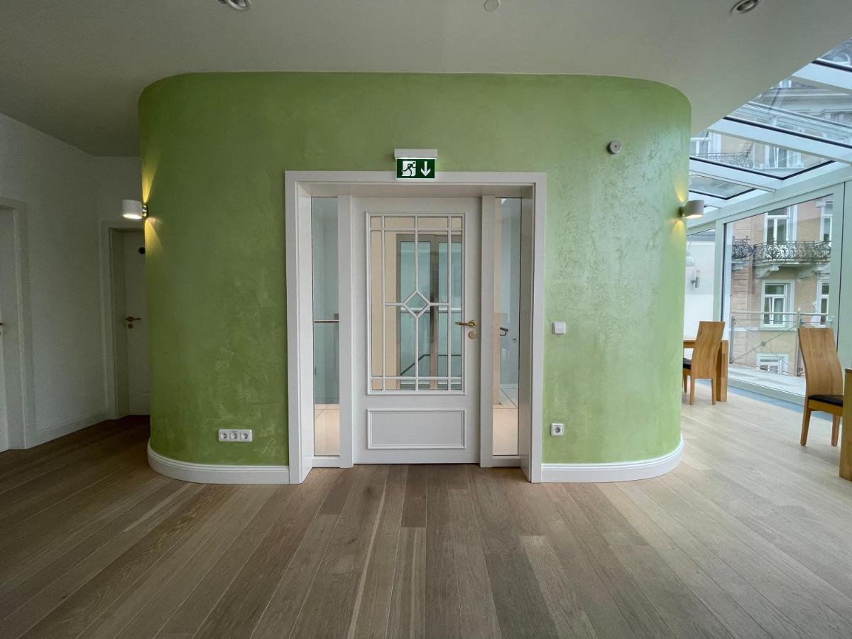 Art Hotel House One Baden-Baden Bagian luar foto