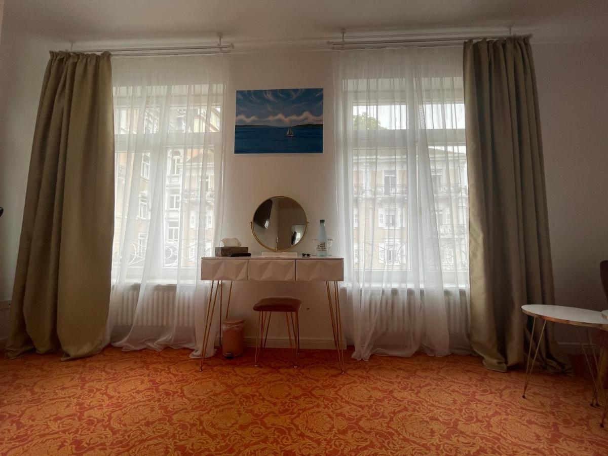 Art Hotel House One Baden-Baden Bagian luar foto